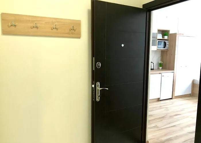 Osapart In A Complex Semycvit 8 *